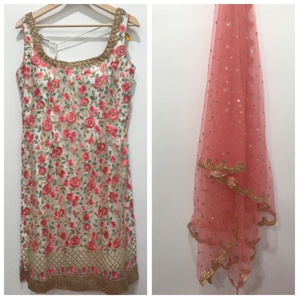 Indian Pakistani punjabi - pajami suit